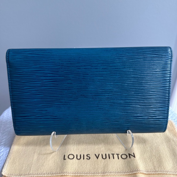 Louis Vuitton Blue Epi Leather International Long Wallet & Dust Bag - Authentic - Picture 2 of 13